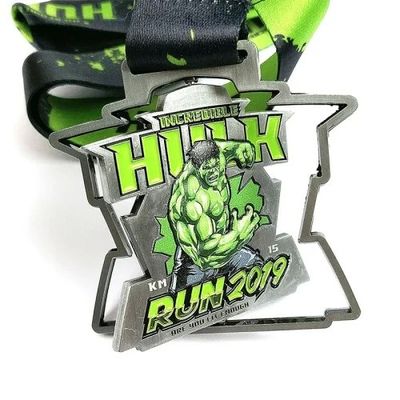 comprare Marvel Co Branded Spinning Half Marathon Medal Disegni unici Per Premi fabbricazione online