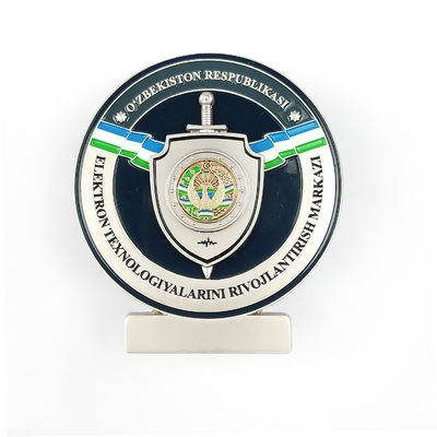 comprare Badge di souvenir scolastico in smalto Celebra i tuoi successi con chiavi da 50 mm e pinza fabbricazione online