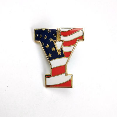 comprare Imitazione iniziale Badge di smalto duro Personalizzare lo stile con orgoglio fabbricazione online